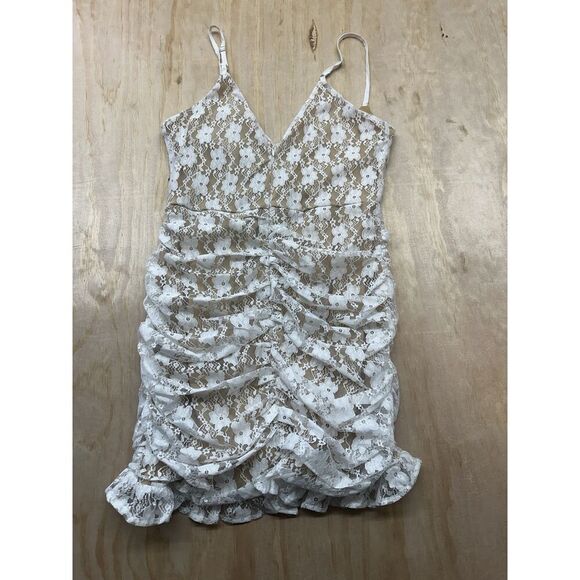 Lulus womens mini dress size Large  white lace new Spaghetti Straps NWTs $58 - Picture 3 of 5